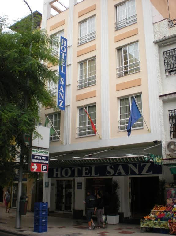 Hotel New Sanz Торремолинос Экстерьер фото